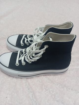 Converse  originales sin usar con caja o