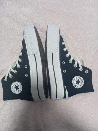 Converse  originales sin usar con caja o