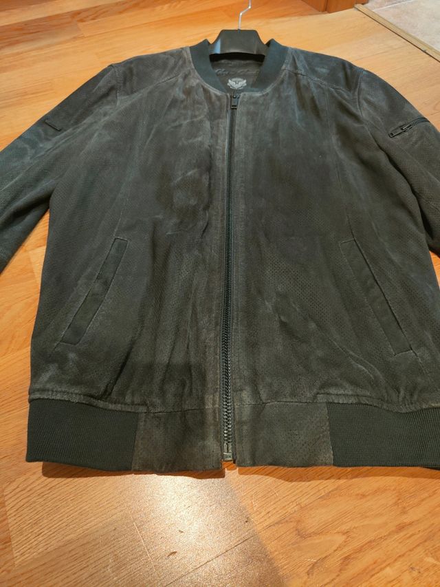 Chaqueta bomber auténtica piel ante SUPERDRY + 🎁