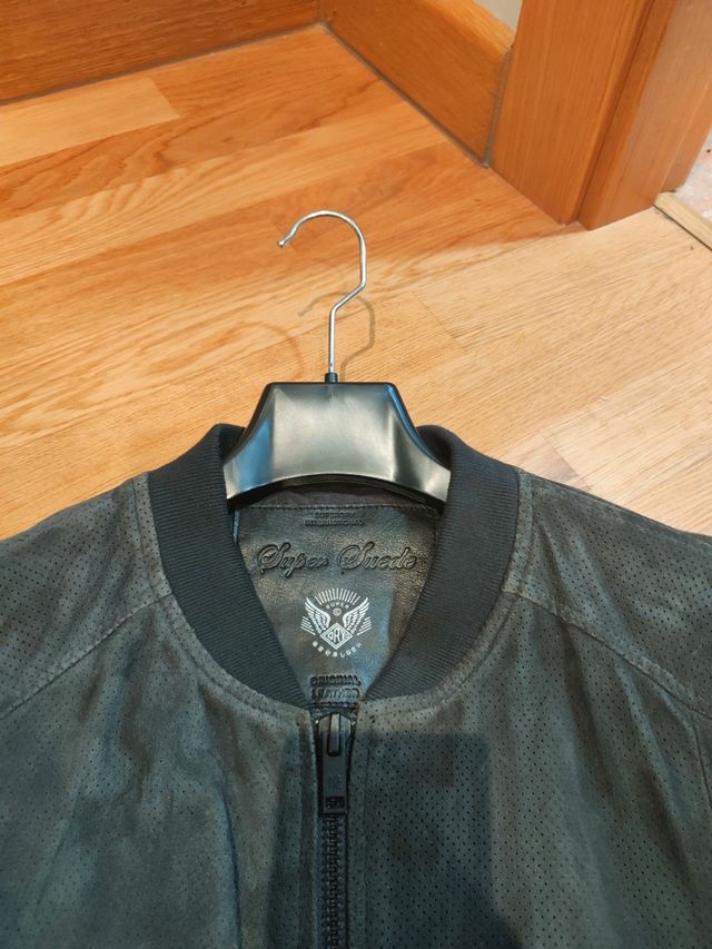 Chaqueta bomber auténtica piel ante SUPERDRY + 🎁