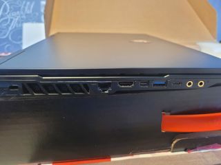 Portátil MSI GL65 9SDK