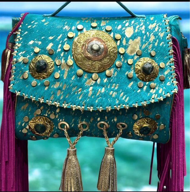 Bolso IBIZA Bohemio Piel India azul y Fucsia