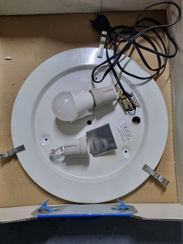 Lampadario rotondo da doffito