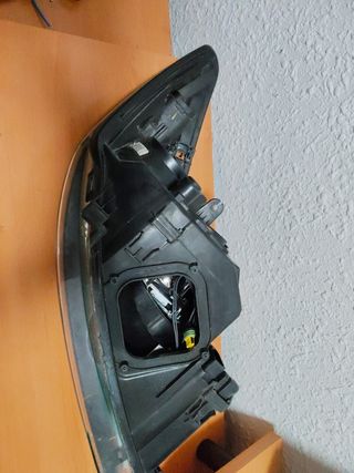 Faro xenon Ford Focus 2008