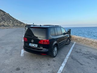Volkswagen Touran 2014