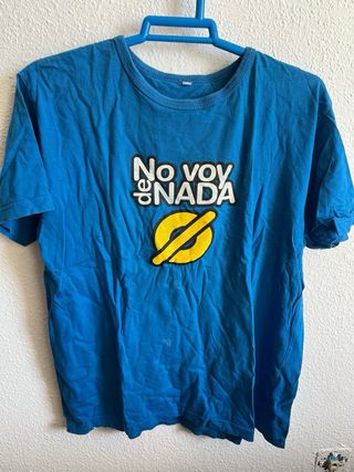 Camiseta con frase “no voy de nada”