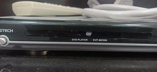 Reproductor de DVD con lector de tarjetas SD y USB