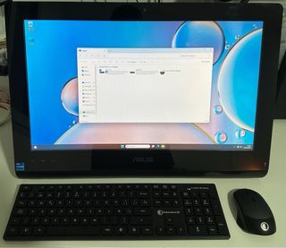 AIO Asus I7 8 GB 500 GB SSD, 1 TB HDD Y W11