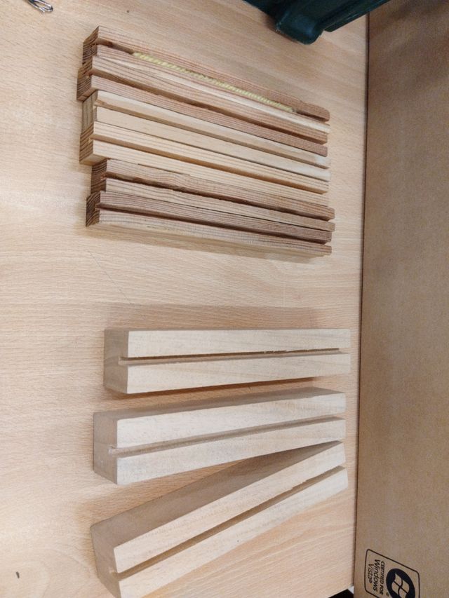 Agujas de coser alfombras y maderas de