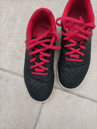 Scarpe bimbo calcio decathlon 34