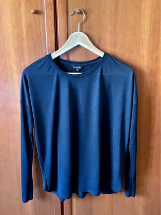Jersey fino azul marino de Massimo Dutti