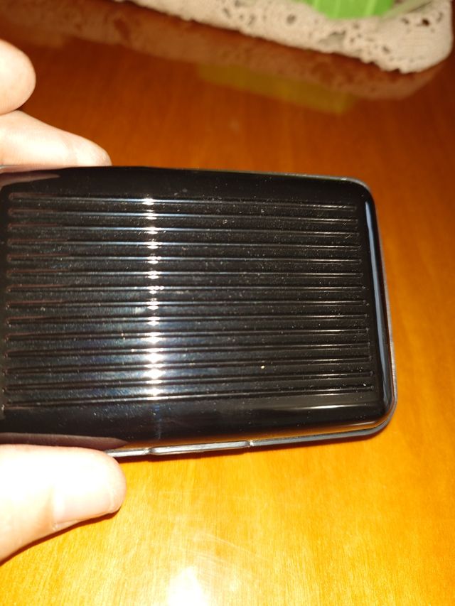 Custodia porta carte