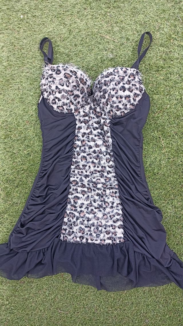 Picardías negro y tigre