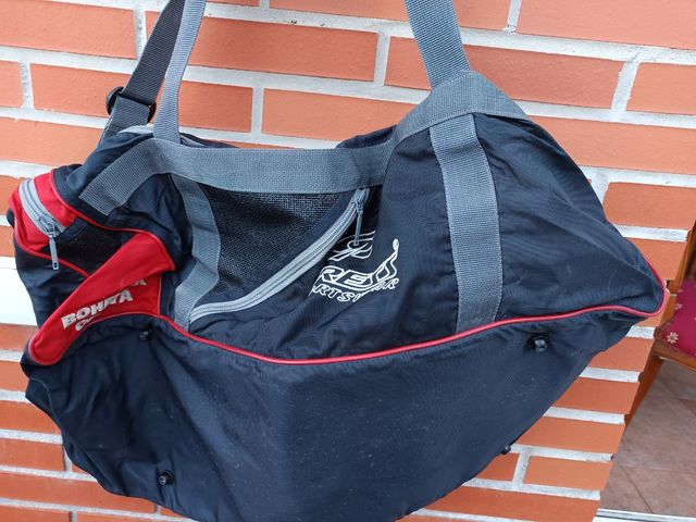 Bolsa de deporte gris