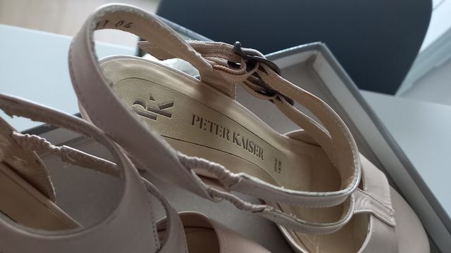Sandalias piel beig/nude. Peter Kaiser. T. 37