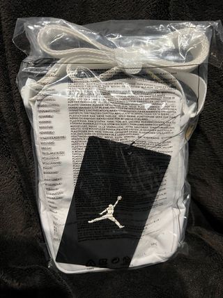 Bandolera nike air jordan nueva