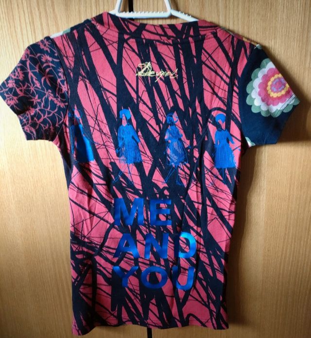 Camiseta mujer.manga corta Desigual.