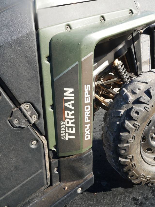 UTV Corvus Terrain DX4