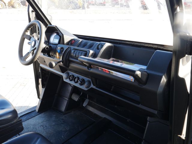 UTV Corvus Terrain DX4