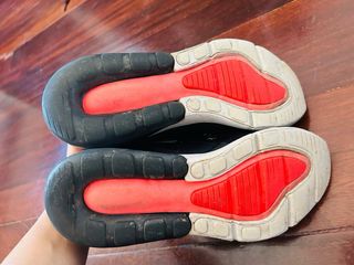 Zapatillas Nike Air Max 270 de segunda mano por 19 EUR en Algora en WALLAPOP