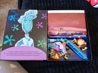 Elemental. Libro: Incluye un cuento, figur