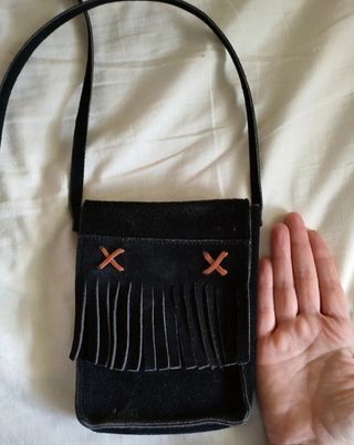 Bolso de hombro.piel vuelta