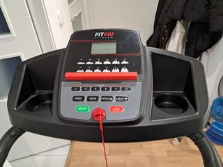 Cinta de correr y andar plegable.