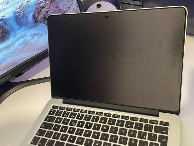 MacBook Pro 13”