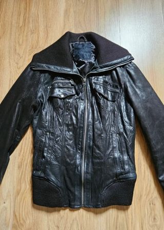 Stradivarius Biker Chaqueta (talla M)
