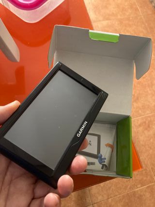 GPS Garmin Nuevo 57 lm , como nuevo.