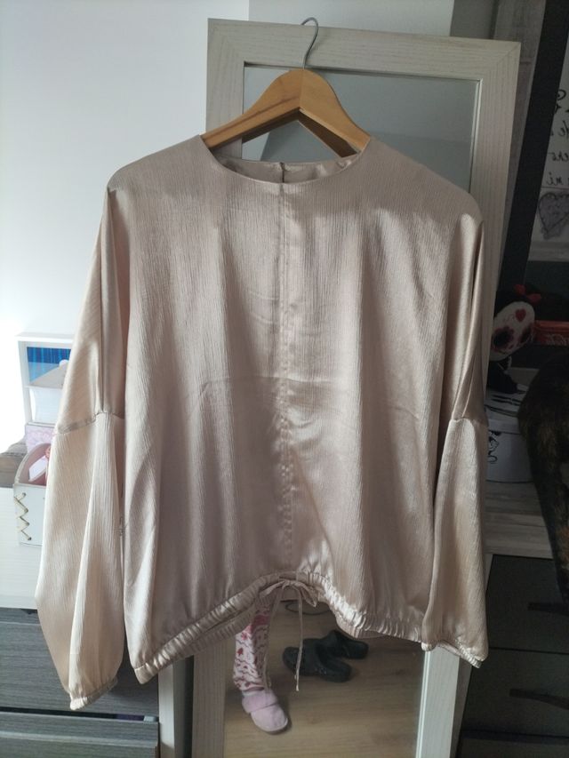 Camisa dorada vestir