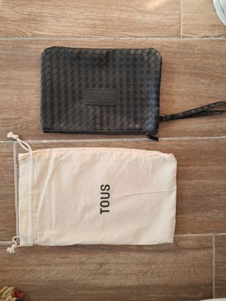 Nueva cartera mano negra TOUS