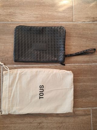 Nueva cartera mano negra TOUS