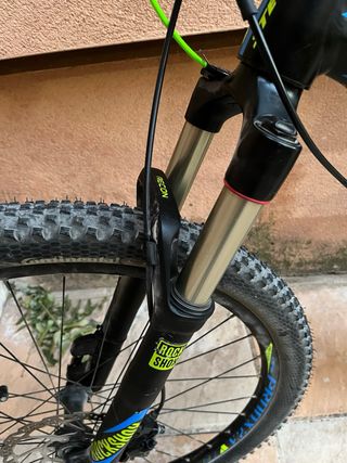 Bicicleta de montaña niño 275” negociable