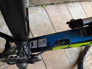 Bicicleta de montaña niño 275” negociable