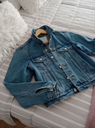 Cazadora vaquera talla S, M nueva sin estrenar