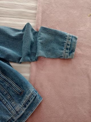 Cazadora vaquera talla S, M nueva sin estrenar