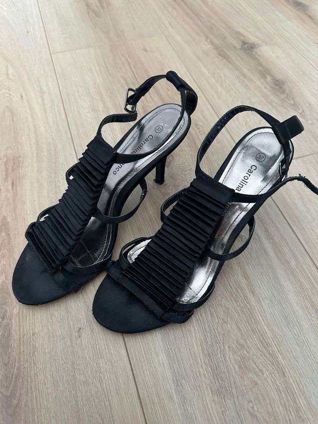 Tacones negros talla 37