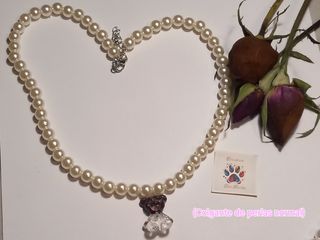 Collar de perlas mini ositos (con rosas naturales)