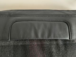 Portadocumentos, lana y piel sintética