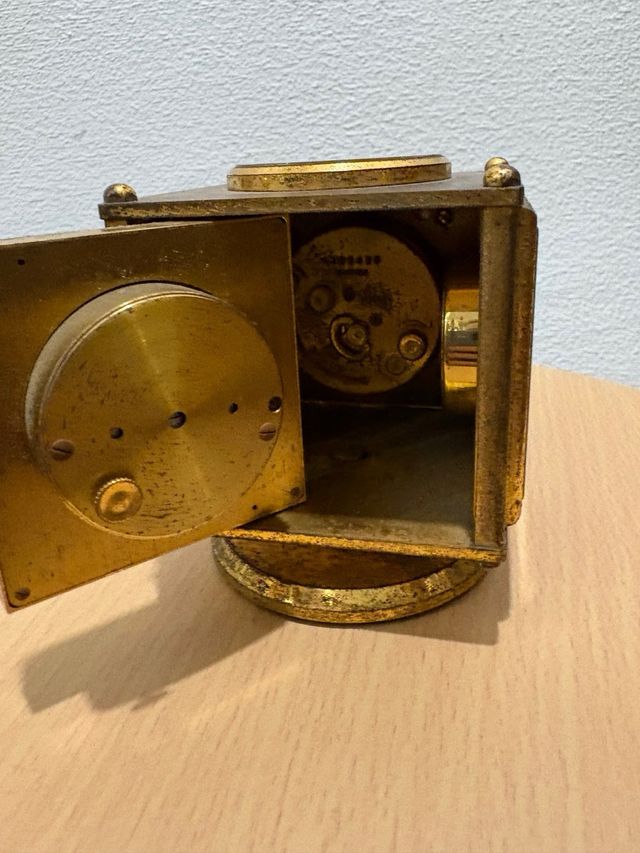 Reloj brujula termometro higrometro barometro