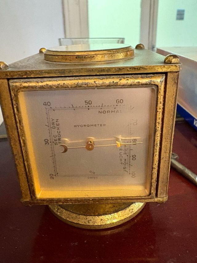 Reloj brujula termometro higrometro barometro