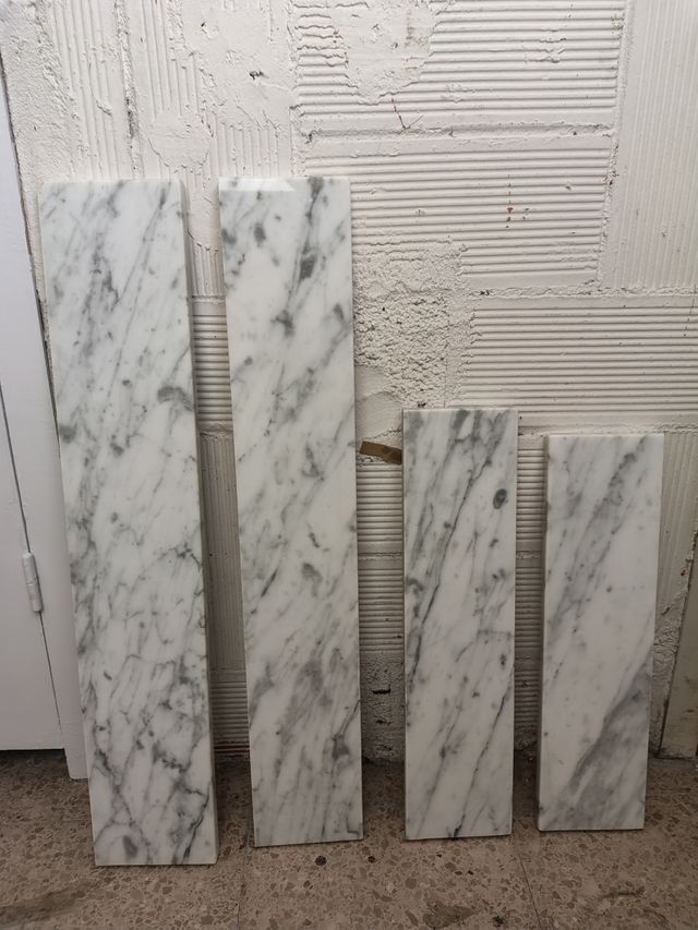 Piezas de mármol país blanco