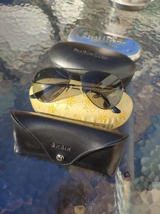Gafas de sol + fundas 