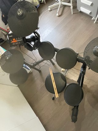 Batería electrónica Yamaha DTX452K
