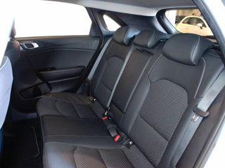 Kia Ceed 1.6 CRDi 100kW (136CV) DCT Business