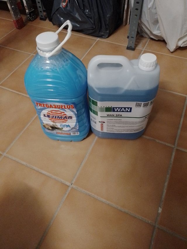 Líquido fregasuelos