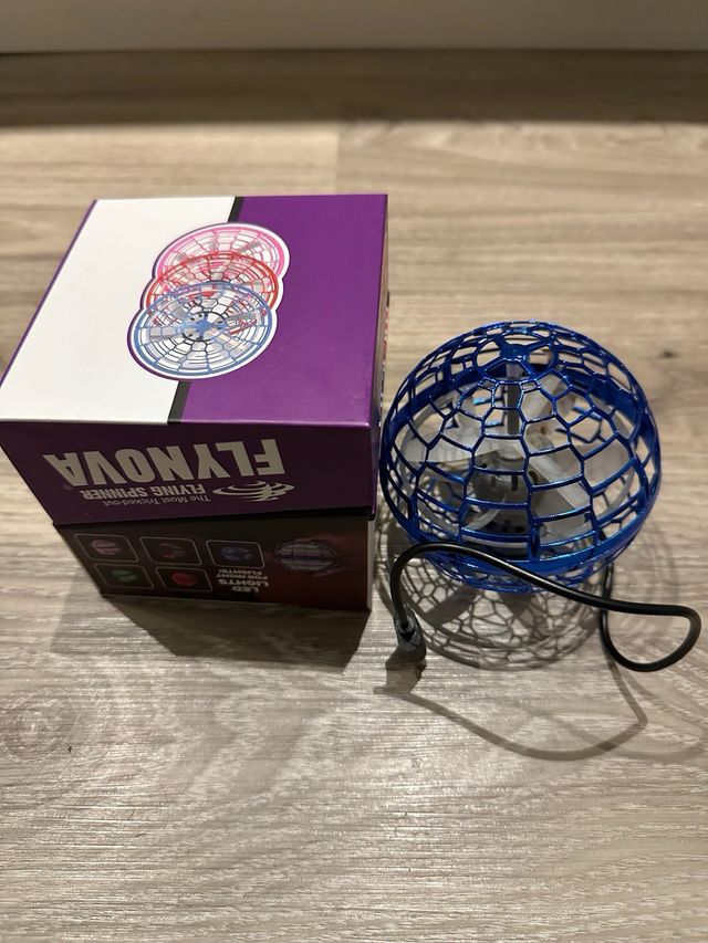 Flynova Flying Spinner