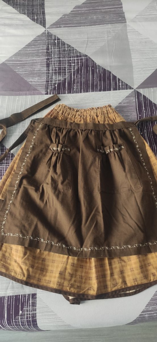 Traje caserita baserritar jantzia