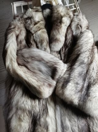 Pelliccia di Vera pelle di volpe grigia 